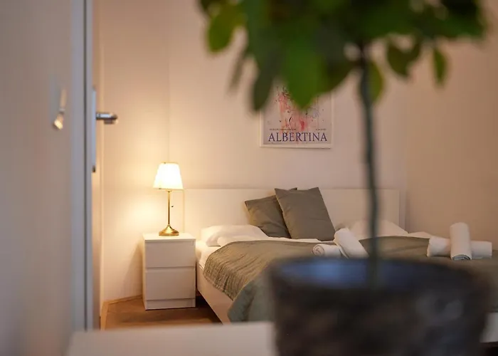 Beautiful Restored - Close To Metro - Ii Βιέννη