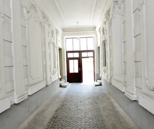 Beautiful Restored - Close To Metro - Ii Διαμέρισμα *